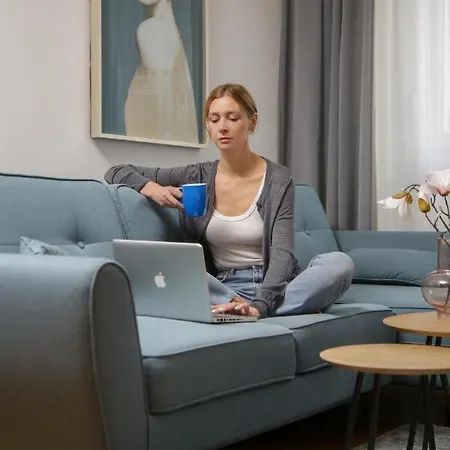 Supernova Center - Free Private Parking *