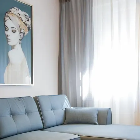 Supernova Center - Free Private Parking Daire Novi Sad