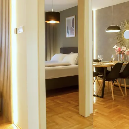 Supernova Center - Free Private Parking Daire Novi Sad