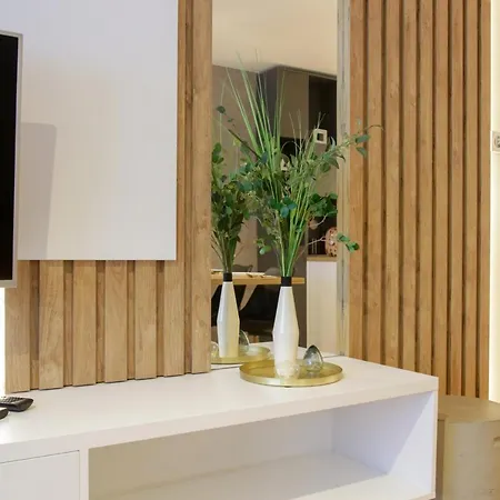 Daire Supernova Center - Free Private Parking Novi Sad