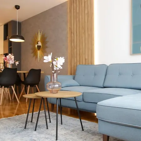 Supernova Center - Free Private Parking * Novi Sad